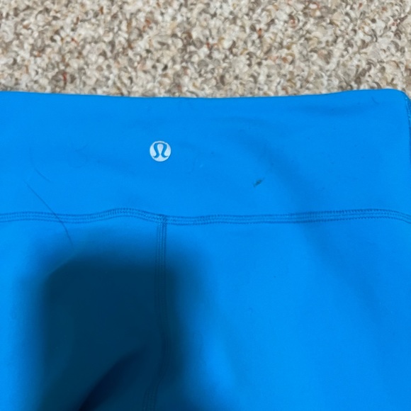 Lululemon Blue Fast and Free 21” Crop Size 6 - Picture 5 of 8